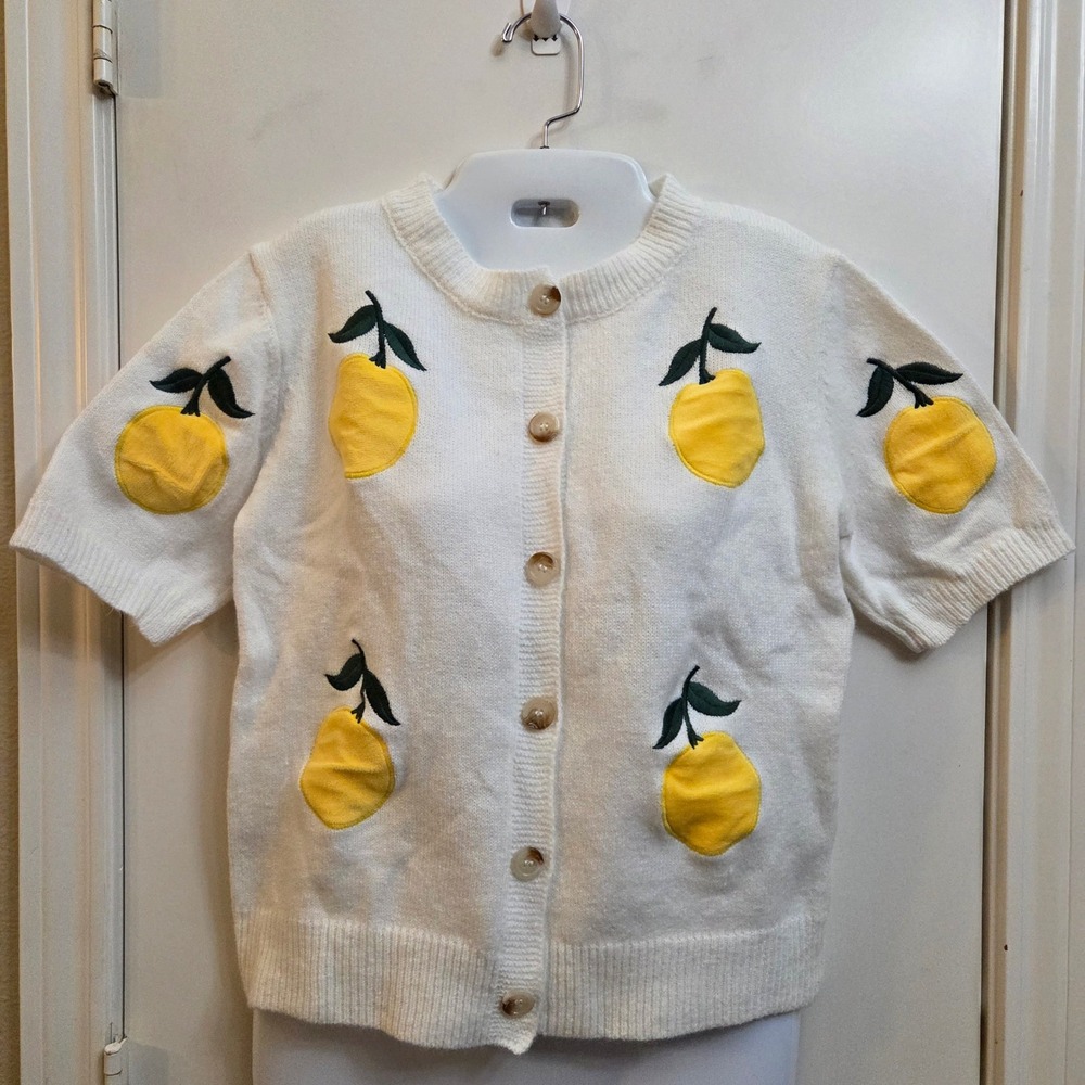 White Lemon Fruit Applique Short Sleeve Knit Button Up Cardigan Sweater Small
